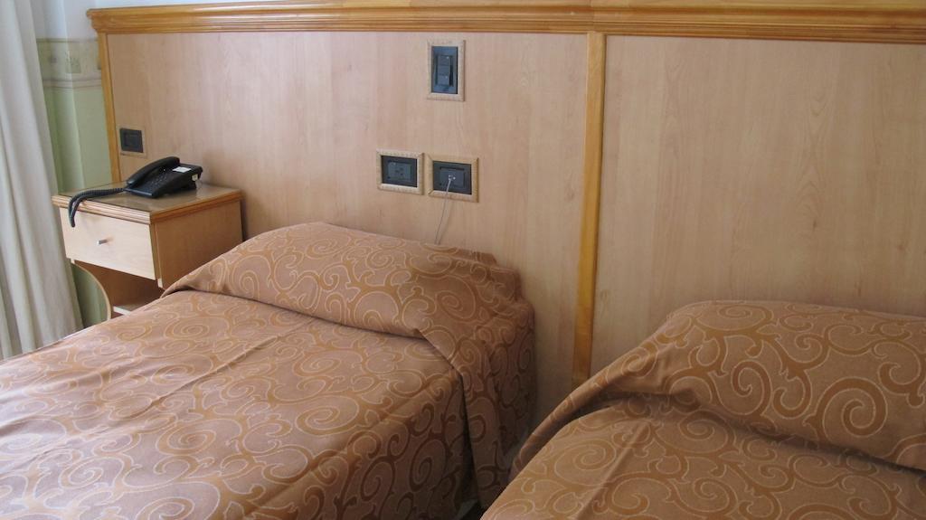 Hotel Pedraza บัวโนสไอเรส ห้อง รูปภาพ