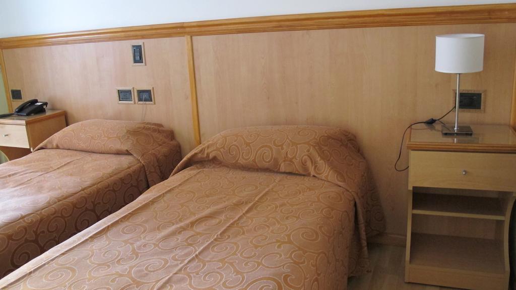 Hotel Pedraza บัวโนสไอเรส ห้อง รูปภาพ